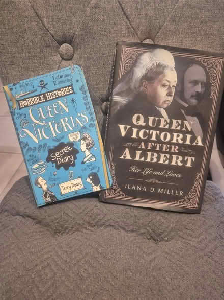 Photo of free Books (CW7) #1