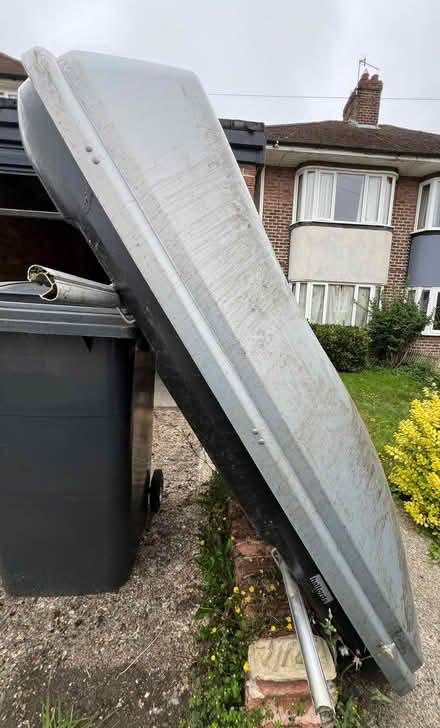 Photo of free car roof box (Blacklands TN34) #2