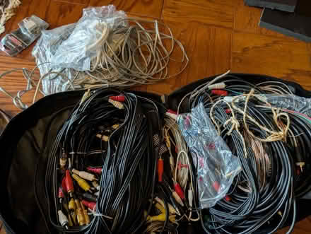 Photo of free A/V cable extravaganza (New York) #1