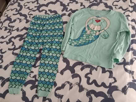 Photo of free 10 yr girl clothes (Killisick, Arnold NG5) #3