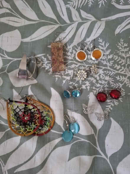 Photo of free 9 pairs of earrings (Dunston/ Low Teams NE8) #1