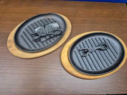 Photo of free Two sizzling platters (Quorn LE12) #1