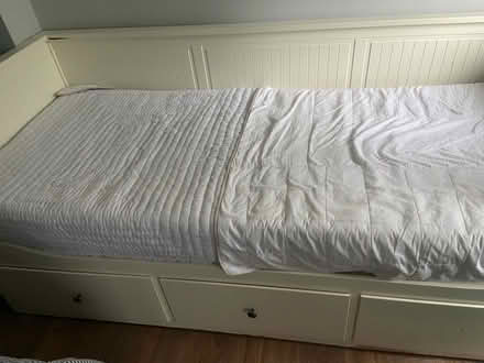 Photo of free IKEA Hemnes daybed (Derby - DE21) #4