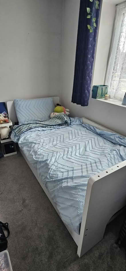 Photo of free Bed (IG5) #2