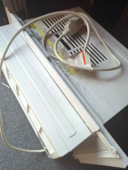 Photo of free Noisy air conditioner (Duren Ave) #3