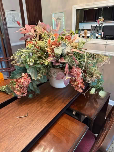 Photo of free Floral Arrangement (Downers Grove) #1