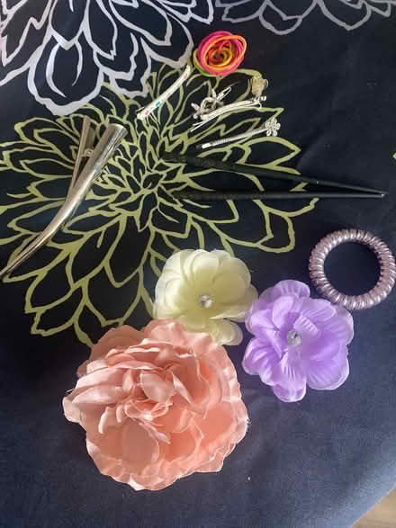 Photo of free Hair accessories (Markham, ontario) #1