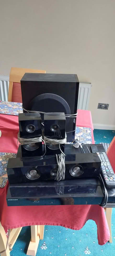Photo of free Blue ray player with speakers (Hillingdon UB10) #1