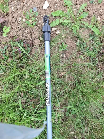 Photo of free Aldi Extendable Line Prop (ME13) #1