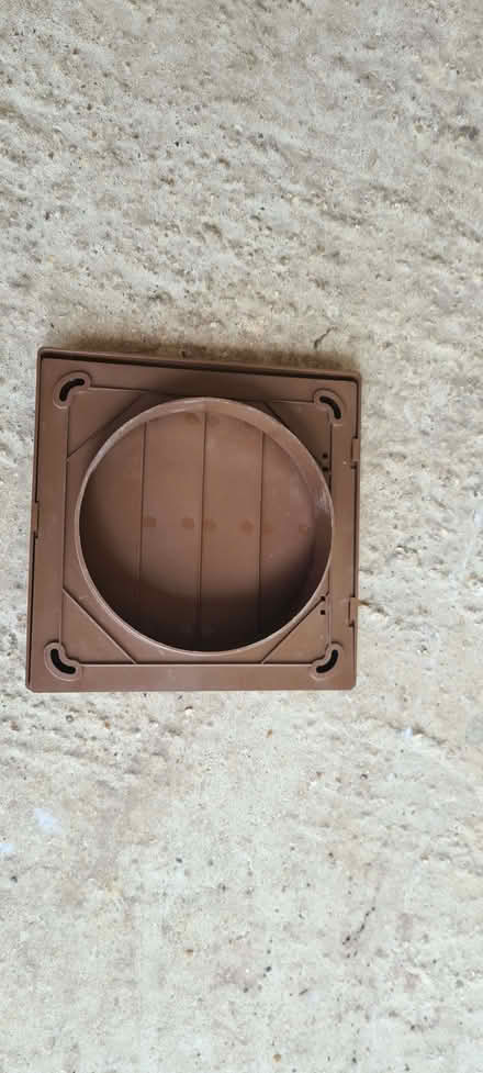 Photo of free Brown plastic ventilation louvre (Binfield Heath RG9) #2