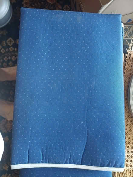 Photo of free ironing blanket (Wakefield WF1) #1