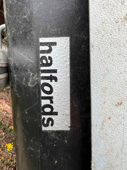 Photo of free car roof box (Blacklands TN34) #3