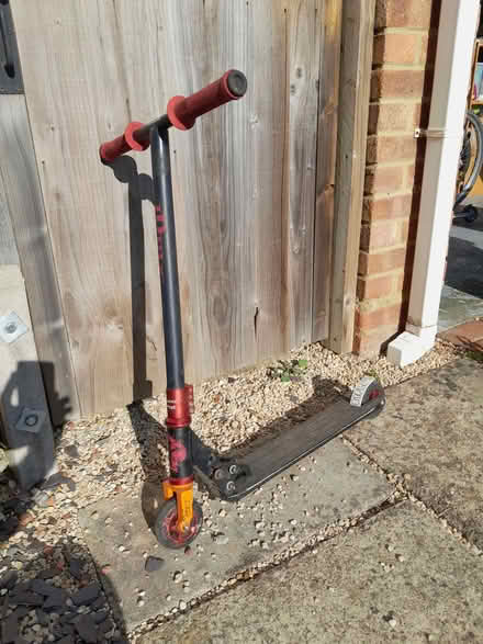 Photo of free JDBug folding scooter (Chineham RG24) #2