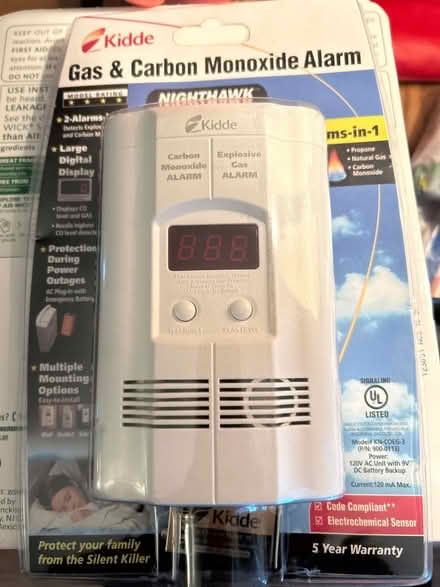 Photo of free Gas and carbon monoxide alarm (Marley) #1