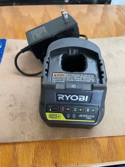 Photo of free Charger - See Details (Vienna) #1