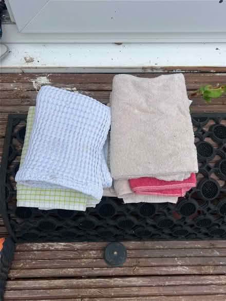 Photo of free Old towels (CB4) #1