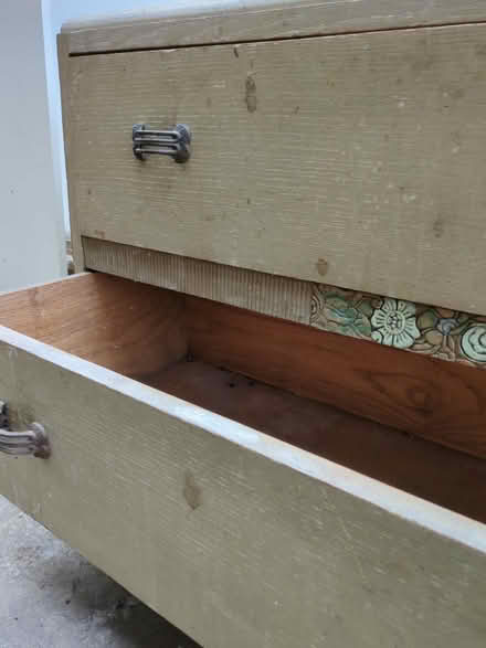 Photo of free Old chest drawers - wooden (Guildford GU2) #1