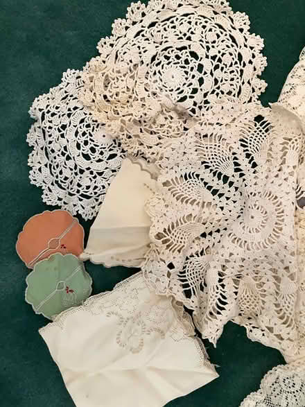 Photo of free Linens Vintage Doily Crochet Mix (Old Town Bowie) #4