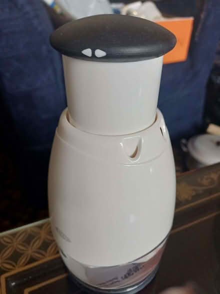 Photo of free herb chopper (Wakefield WF1) #1