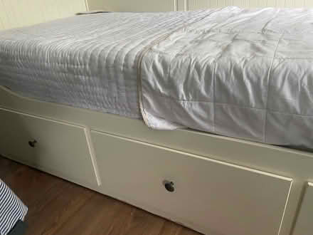 Photo of free IKEA Hemnes daybed (Derby - DE21) #2