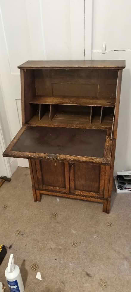 Photo of free Vintage Small Writing Desk / Hobby Work Bench & Storage (Great Northern Road DE1) #1