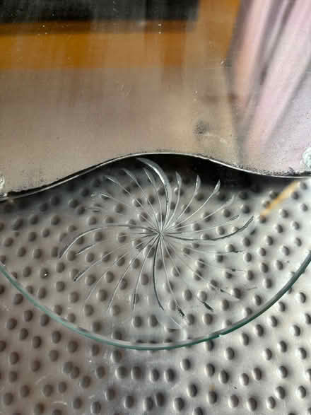 Photo of free Vintage mirror tray (Rego Park) #2