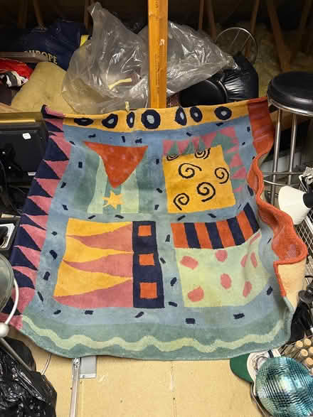 Photo of free Wool rug (Gilmerton EH17) #1