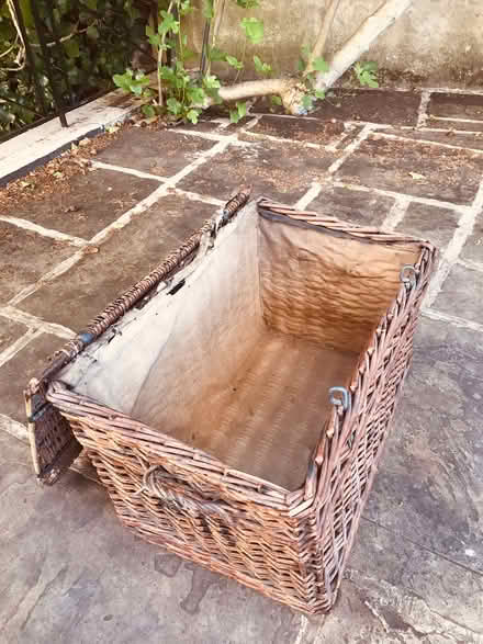 Photo of free Traditional wicker trunk or skip (Camden Town NW1) #3