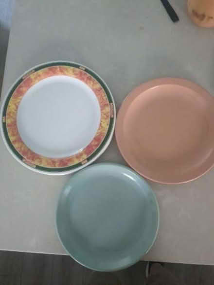 Photo of free Six melamine plates (Pharmacy/St Clair) #1