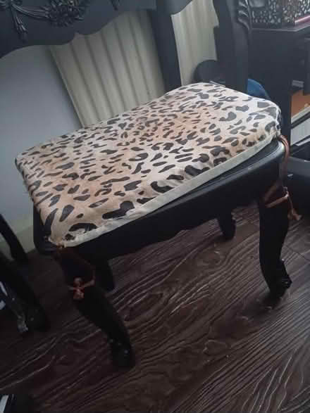 Photo of free Dressing table black (Croydon) #3