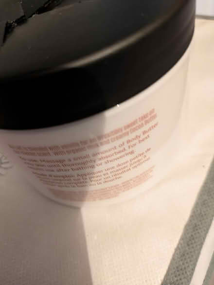 Photo of free Au lait body cream (Yoker G14) #2
