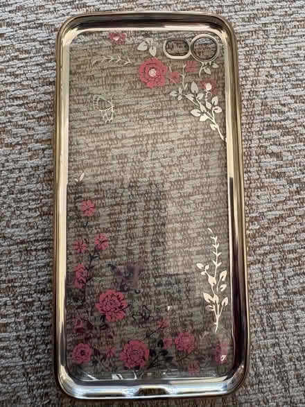 Photo of free iPhone Case. (Findern DE65) #2