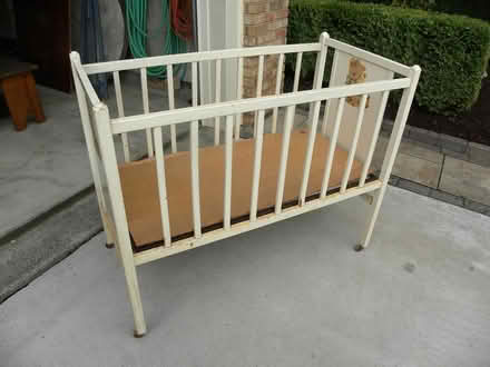 Photo of free 1940's Baby Crib (Troy) #1