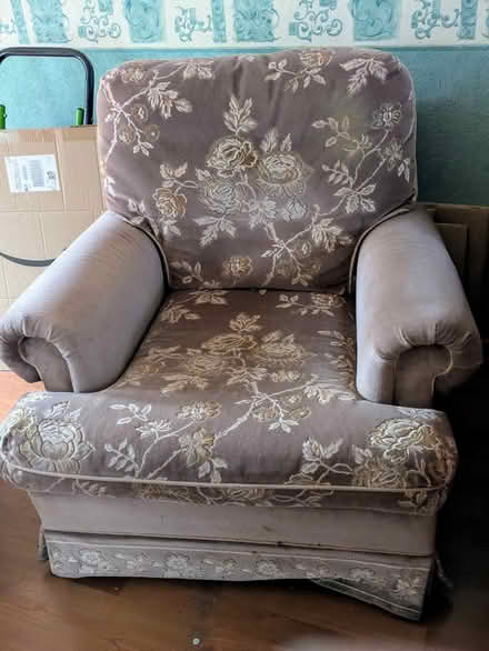 Photo of free Chair (Bonnyrigg) #1