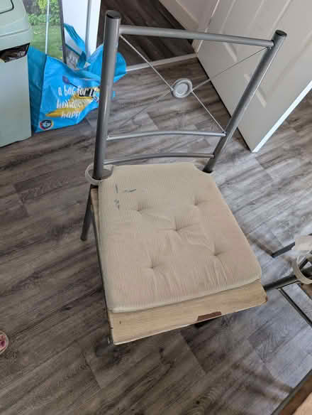 Photo of free Table and chairs (St Ann's NG3) #1