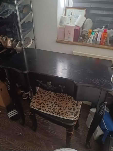 Photo of free Dressing table black (Croydon) #1