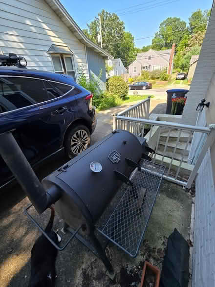 Photo of free Oklahoma Joe's Smoker (Mount Rainier) #2