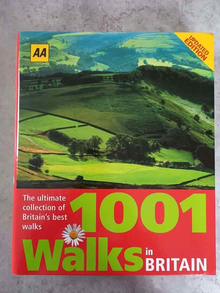 Photo of free AA 1001 Walks in Britain (New Parks LE3) #1