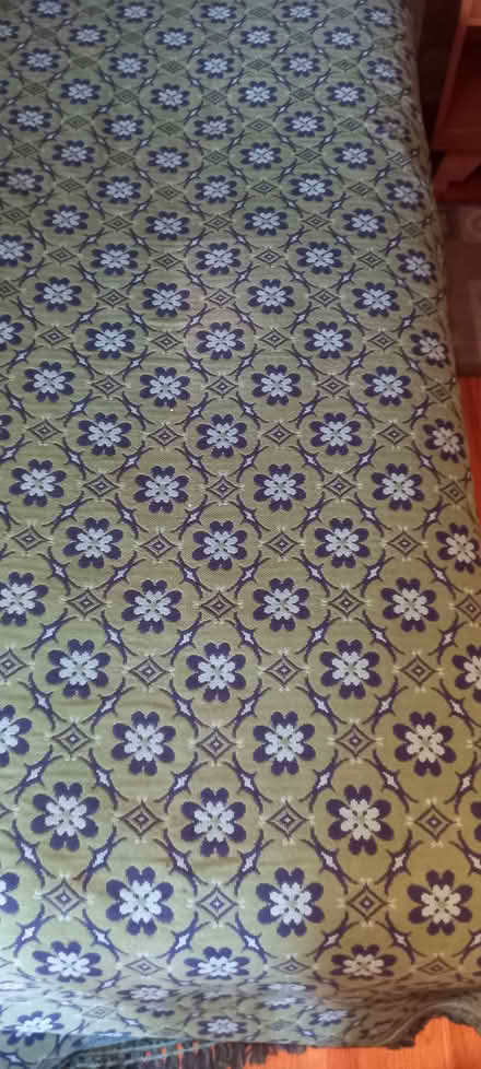 Photo of free Bedspread (North York: Bathurst Manor) #1