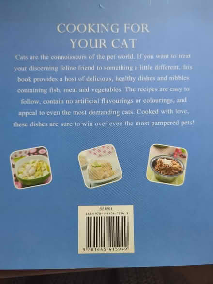 Photo of free Book available called 'cooking for your cat' (Shippon OX13) #2