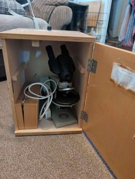 Photo of free Microscope (Wood Farm OX3) #1