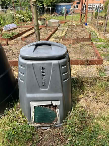 Photo of free Compost bins (Bayfordbury SG13) #4