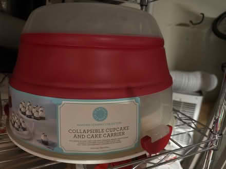 Photo of free Cupcake and cake carrier (newark) #1