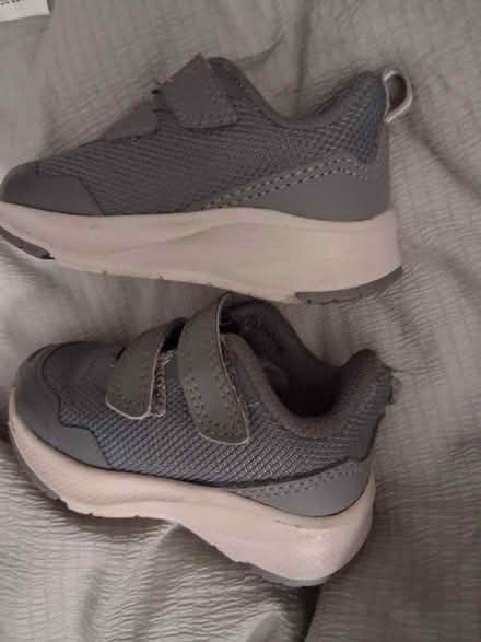 Photo of free Shoes (41011) #2