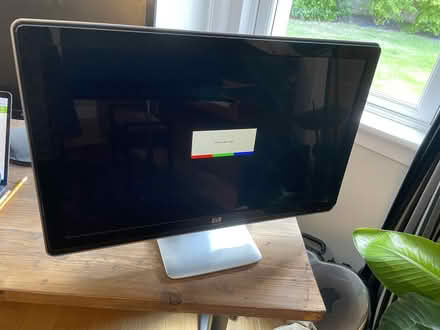 Photo of free HP computer monitor (Craigleith EH4) #1