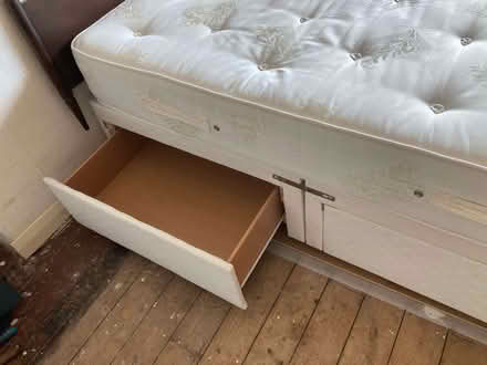 Photo of free Double Bed (Penwortham PR1) #2