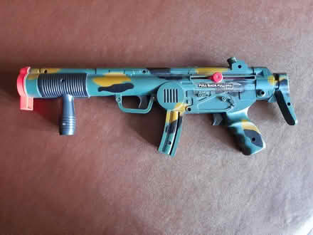 Photo of free Old toy machine gun (Harrogate HG2) #1
