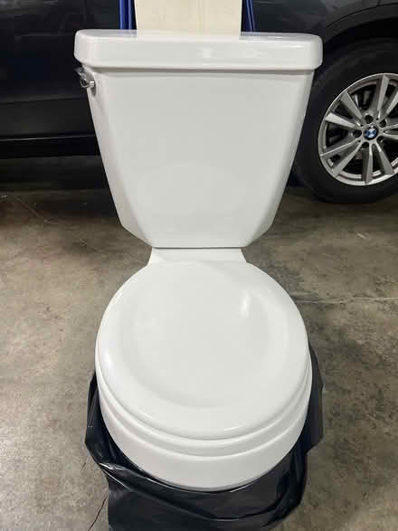 Photo of free White Toilet (Issaquah) #1