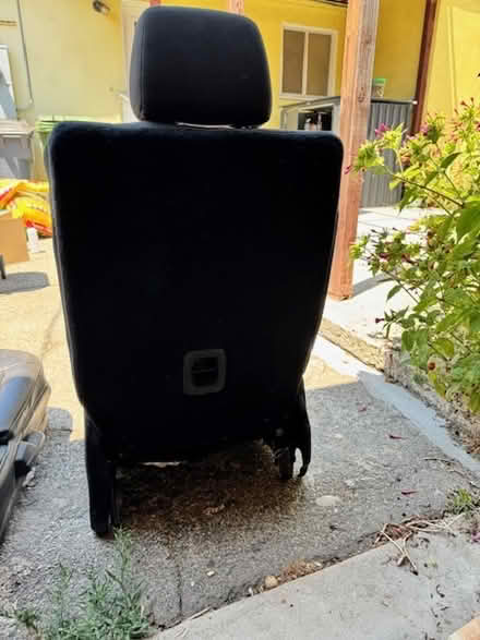 Photo of free Car seats (Van Nuys) #3