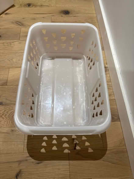 Photo of free Laundry Basket (Sarisbury Green SO31) #1